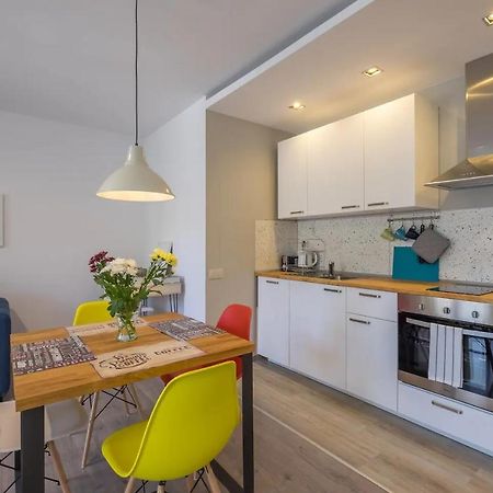 Quiet & Airy Modern Apt. Top Centre Free Parking Σόφια Εξωτερικό φωτογραφία
