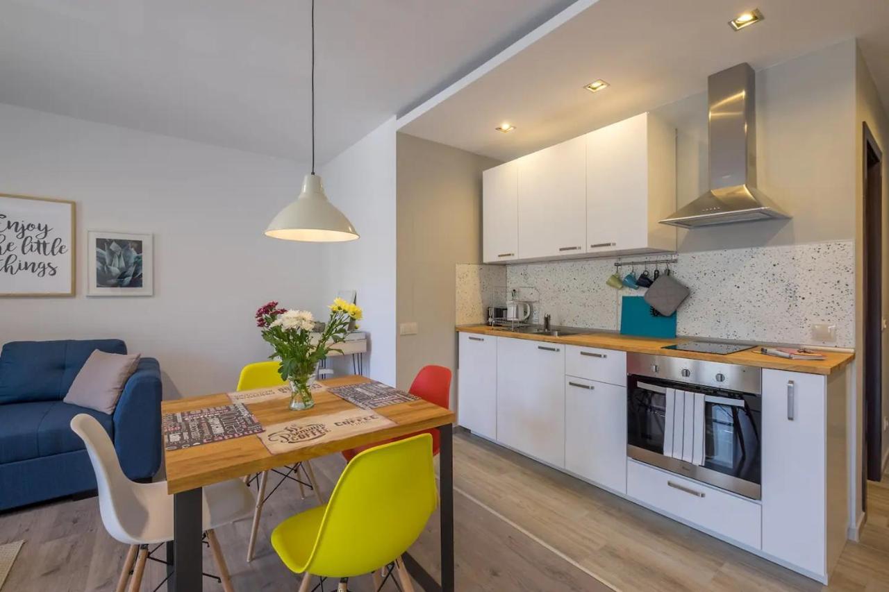 Quiet & Airy Modern Apt. Top Centre Free Parking Σόφια Εξωτερικό φωτογραφία