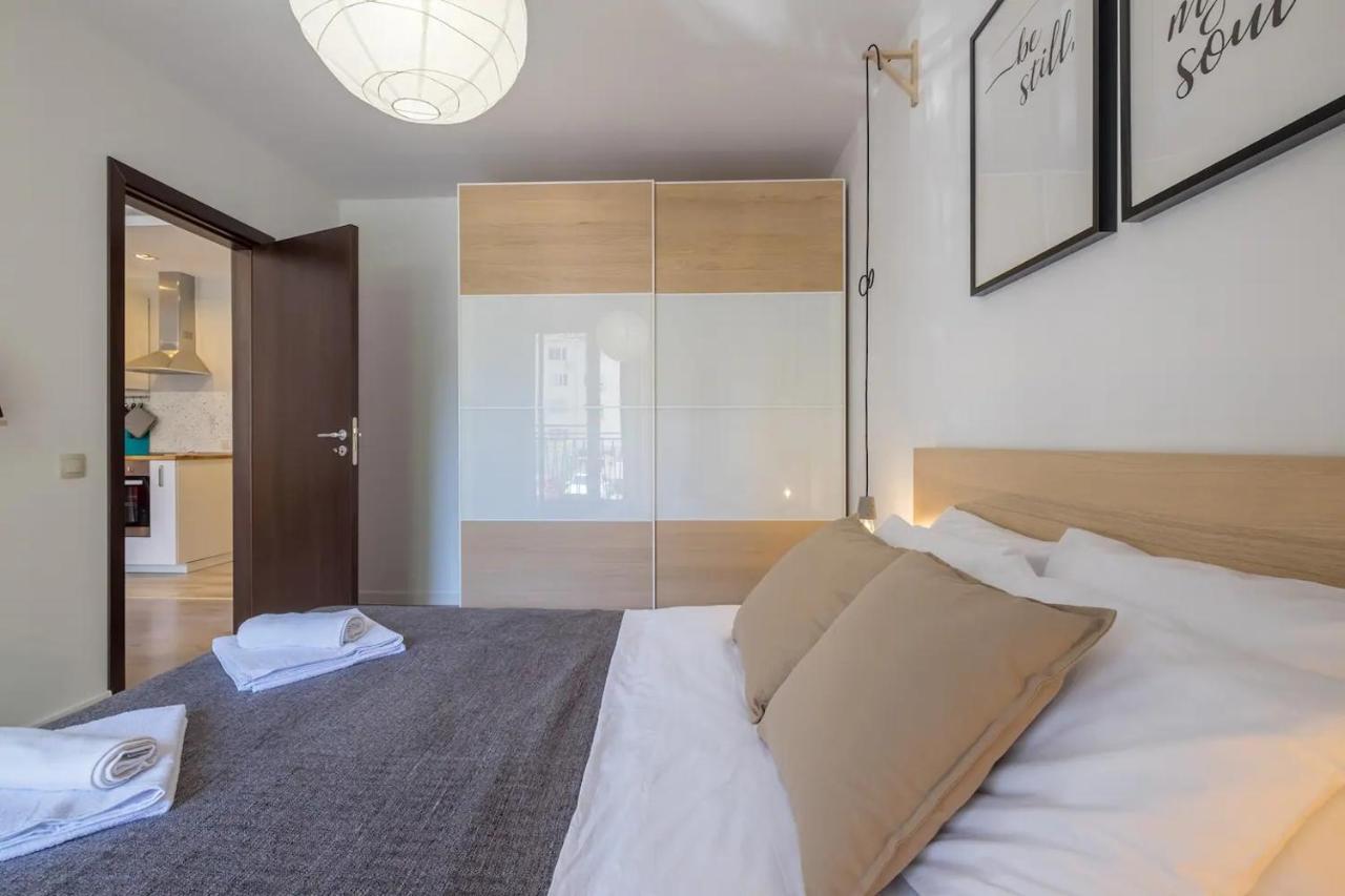 Quiet & Airy Modern Apt. Top Centre Free Parking Σόφια Εξωτερικό φωτογραφία