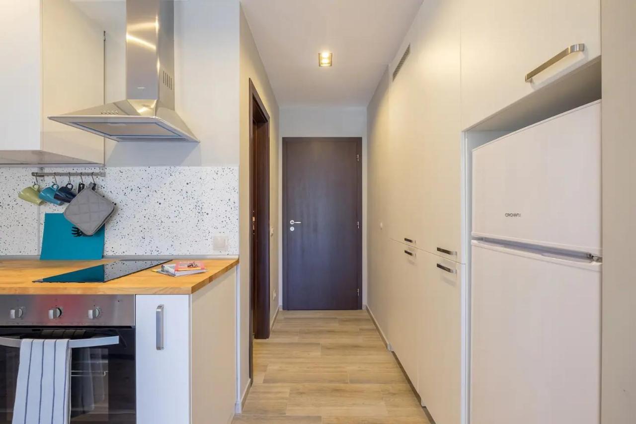 Quiet & Airy Modern Apt. Top Centre Free Parking Σόφια Εξωτερικό φωτογραφία